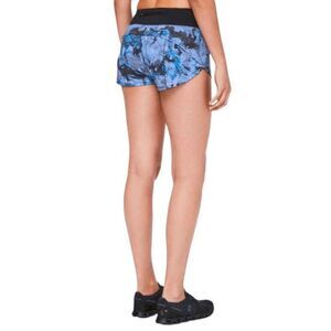 LULULEMON ATHLETICA Speed Up Short '2.5" In Screen Camo Multi/Black Size 8